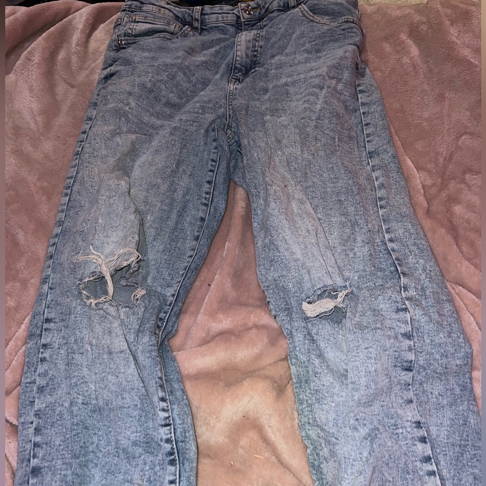 celebrity pink ripped straight leg jeans size 11